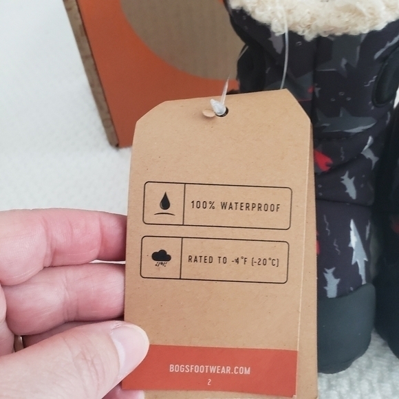 Bogs B-MOC Insulated‎ Waterproof Boot Black/ Multi Sharks Size 4 New - Picture 5 of 16